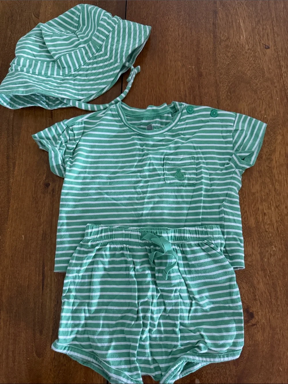 Baby Gap Green and White Striped Kids Matching Set with Hat